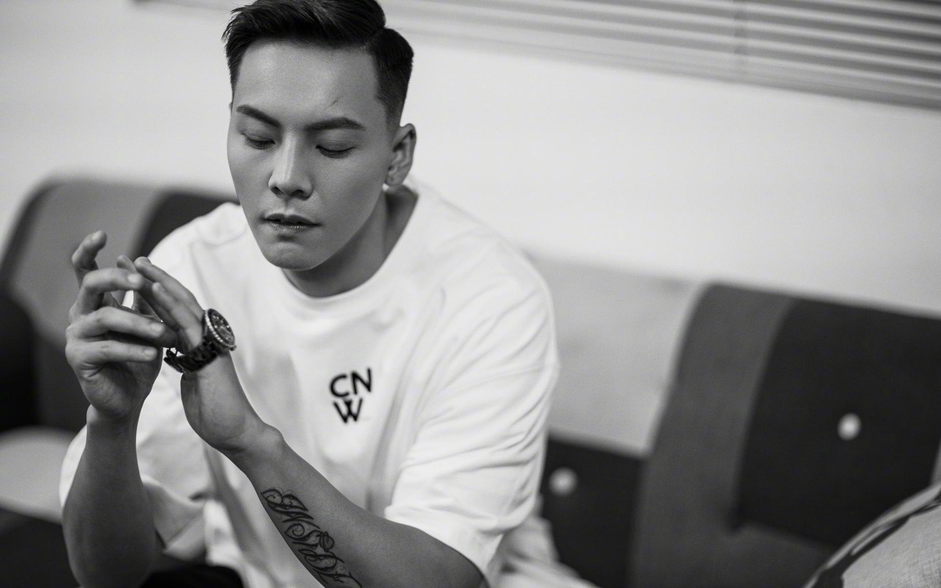 单节风暴！湖人单节攻防统治拉开浙江队，杜兰特化身关键先生定乾坤