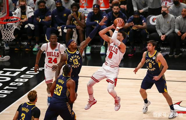 活塞巅峰对决胜出公牛，霍勒迪主宰比赛走向