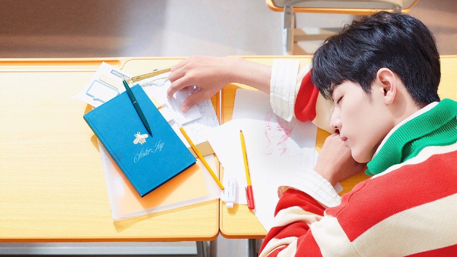 钢铁防线与全能核心,那不勒斯如何用整体防守绞杀乌克兰,拉亚演绎攻防统治力