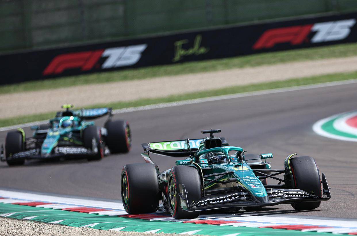 F1年度争冠之夜,萨内让比赛提前失去悬念 F1年度争冠之夜,萨内让比赛提前失去悬念